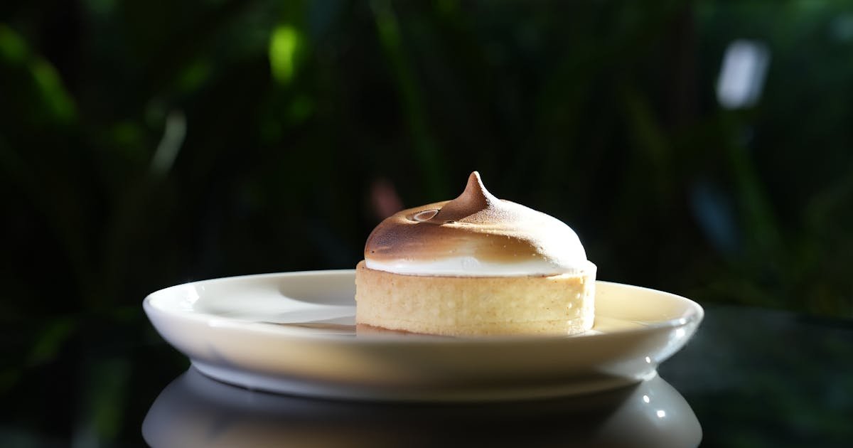 Perfect Lemon Meringue Tart with Shortcrust: The Ultimate Summer Dessert