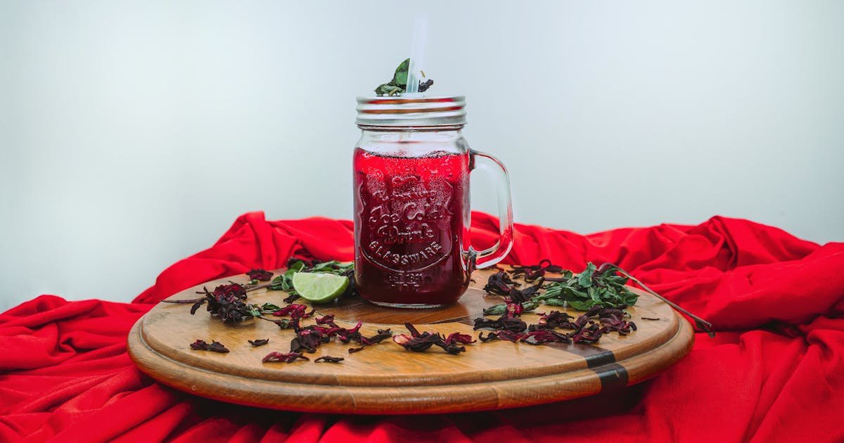 Sparkling Hibiscus Iced Tea: The Perfect Summer Brew You Need to Master