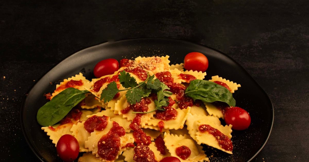 The Ultimate Spinach Ricotta Stuffed Pasta Shells Recipe That’ll Ruin All Others for You
