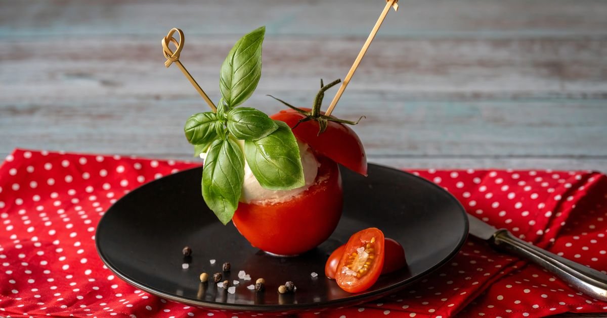 Mini Caprese Skewers with Balsamic Glaze: The Perfect Elegant Party Snack
