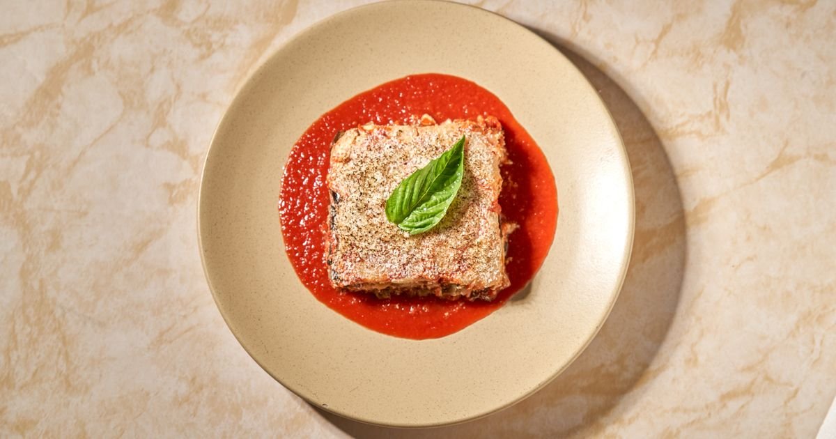 The Ultimate Eggplant Parmesan with Homemade Marinara That Will Change Your Dinner Game