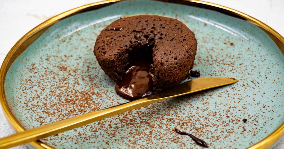 Dark Chocolate Lava Cakes: A Decadent Dessert Recipe for Serious Bakers