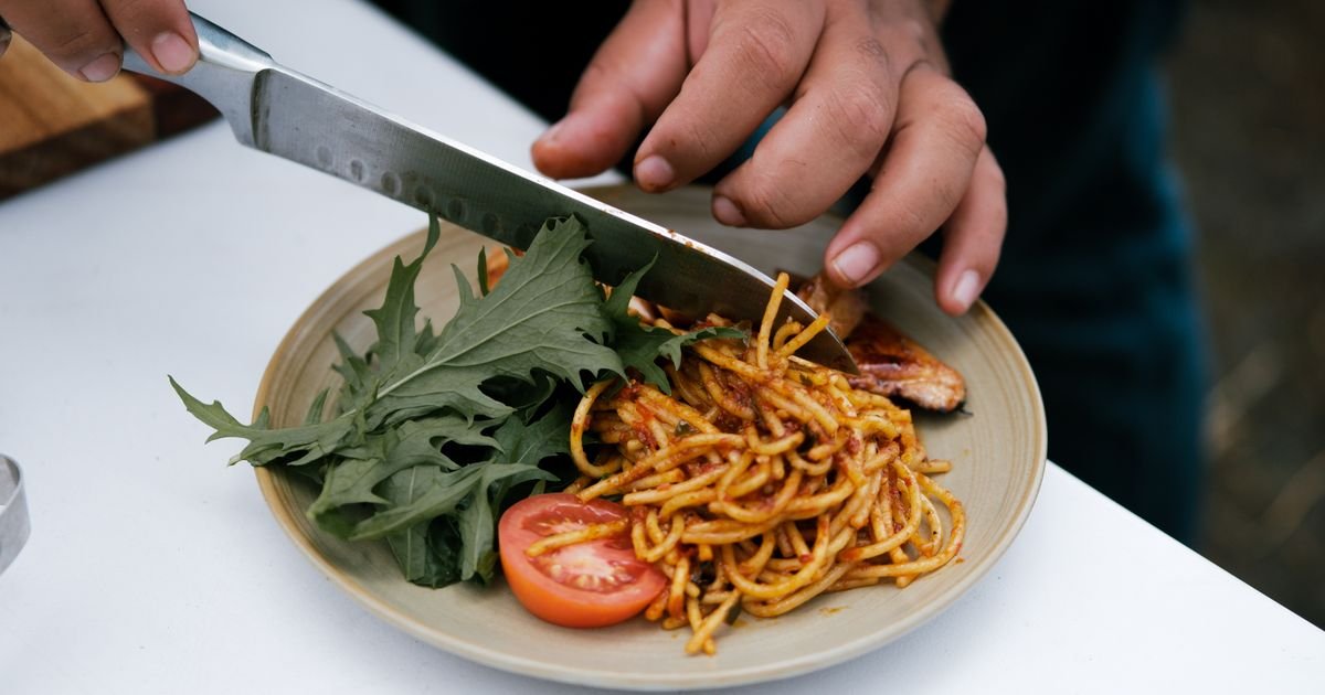 Mastering Knife Skills for Faster Meal Prep: Save 30 Minutes Daily