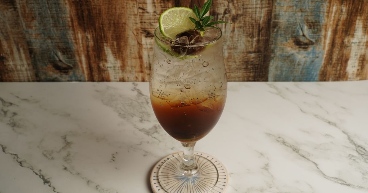 Sparkling Hibiscus Iced Tea That Stops Scrolling in Its Tracks